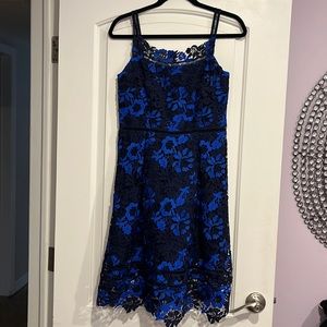 T Tahari blue and navy floral lace dress. Size medium